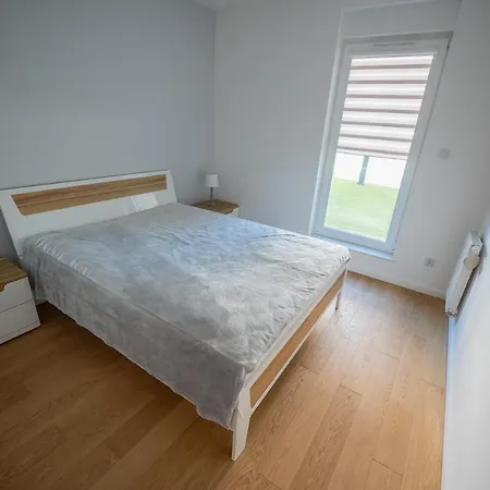 Nad Jeziorem W Iławie- Mozliwość Wynajęcia Motorówki !! *