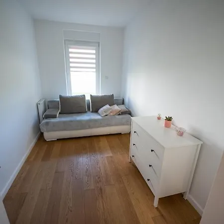 Nad Jeziorem W Ilawie- Mozliwosc Wynajecia Motorowki !! *