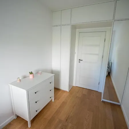 Nad Jeziorem W Ilawie- Mozliwosc Wynajecia Motorowki !! *