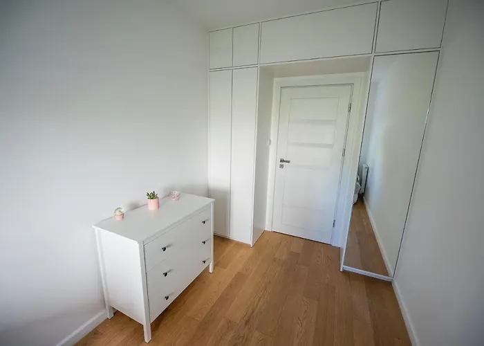 Nad Jeziorem W Ilawie- Mozliwosc Wynajecia Motorowki !! *